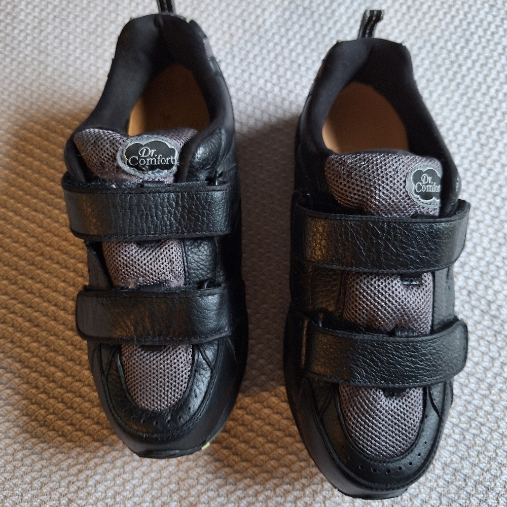 Dr. Comfort Black Kids Sneakers